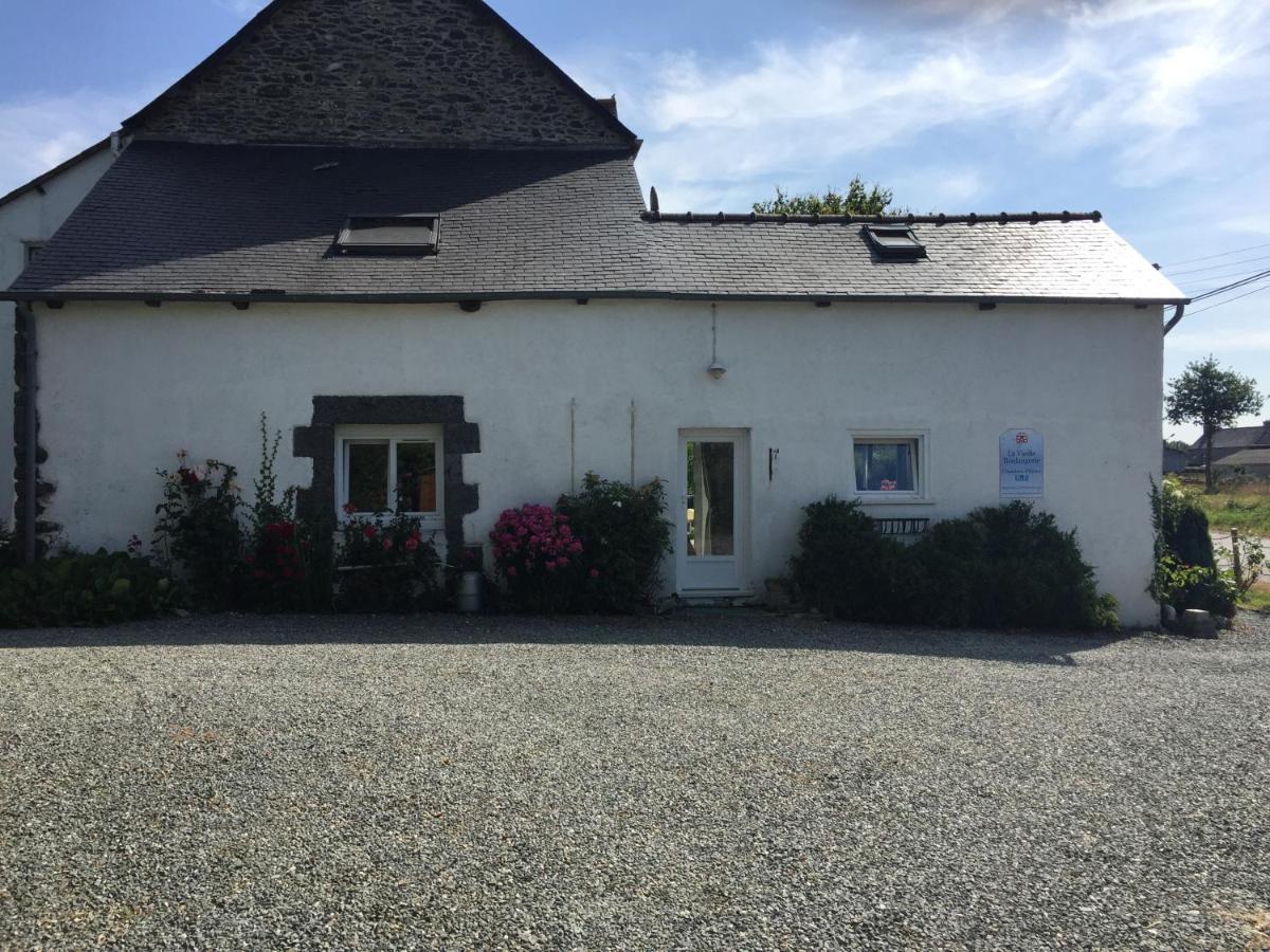 Le Petit Gite Blanc, Langourla Bagian luar foto